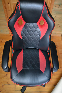 Продается игровое кресло (6 фото из 8)