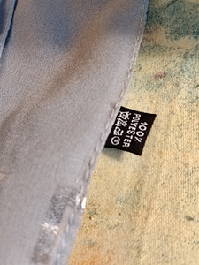 HOPEAN VÄRINEN KAULALIINA VERSACE KUVIOILLA (5 valokuva sivusta 5)