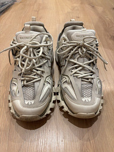 Balenciga tossud (1 foto / 8)