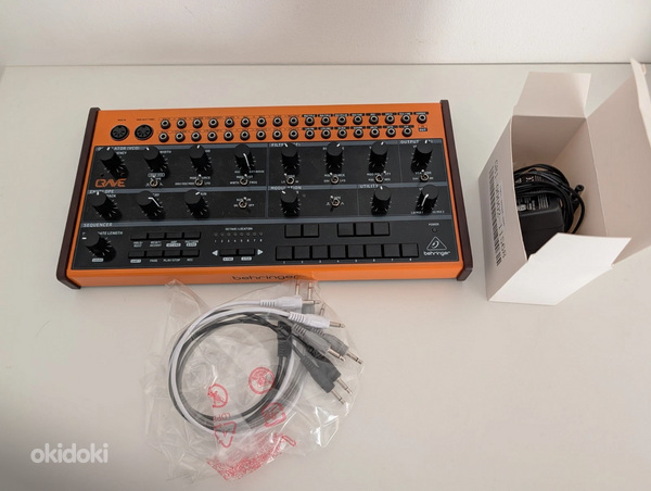 Аналоговый синтезатор Behringer Crave
