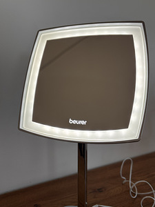 Kosmeetiline peegel BEURER BS99 (6 foto / 7)