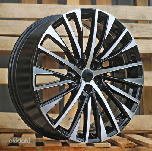 R18x8  5X114.3  ET  40  60.1  Y1118  (FBX176)  Black Polished (MB)  For LEX  (A)  (HYBRID FORGED)