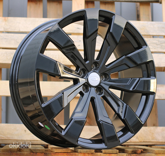 R22x9.5  5X120  ET  45  72.6  I1131  (FBX175)  Satin Black (SB)  For LAND  (Z5)  (HYBRID FORGED)