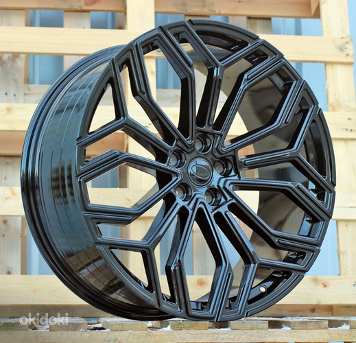 R23x10  5X120  ET  38  72.6  HF5225  Gloss Black (GB)  For LAND  (Z5)  (HYBRID FORGED)