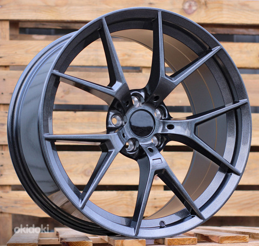 R19x8.5  5X112  ET  26  66.6  HE761  Black Pearl (BLPR)  For BMW