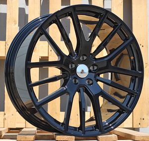 R21x10.5  5X114.3  ET  42  67.1  H3022  (FB0312)  Black (BL)  For MASER  (K7)  (FORGED Maserati (Rear+Front)) (1 foto / 1)