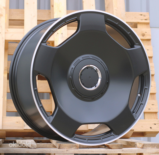 R22x10  5X130  ET  36  84.1  F5133  Black Half Matt+Polished Lip (BLHMPL)  For MER  (P1)  (HYBRID FORGED)