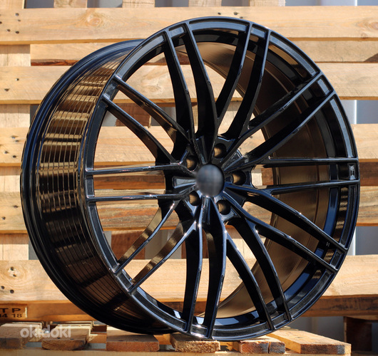 R22x10  5X112  ET  18  66.5  F1995  (BYF1995)  Black (BL)  For AUD  (Z3)  (ABT Style HYBRID FORGED)