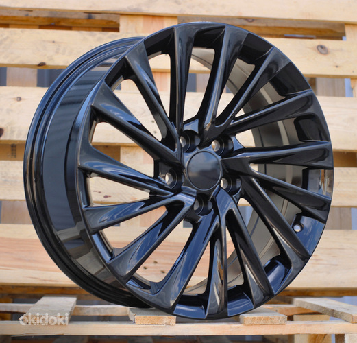 R18x8  5X114.3  ET  42  60.1  B5716  (FBX152)  Black (BL)  For LEX  (Z5)  (HYBRID FORGED)