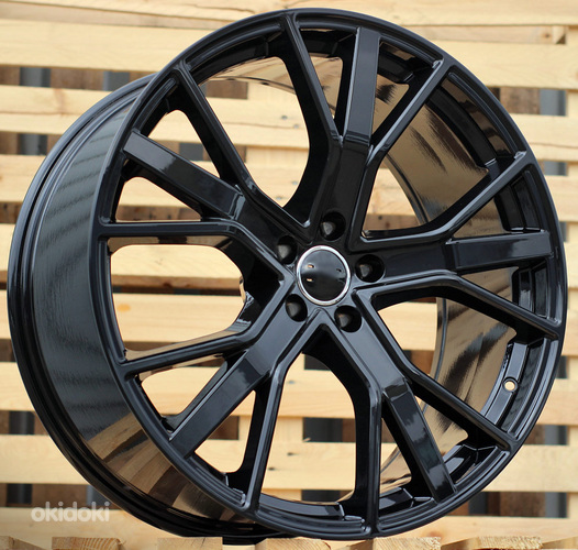 R22x10  5X112  ET  26  66.5  B5131  (FBX133)  Black (BL)  For AUD  (Z4)  (HYBRID FORGED)