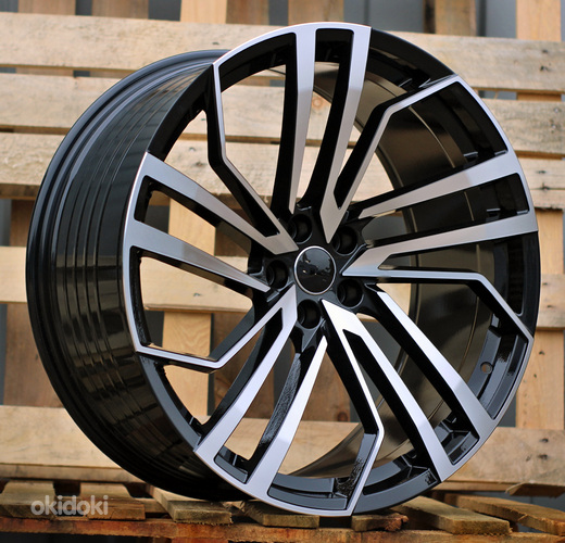 R22x10  5X112  ET  22  66.5  B1618  (FBX158)  Black Polished (MB)  For AUD  (K7)  (HYBRID FORGED)