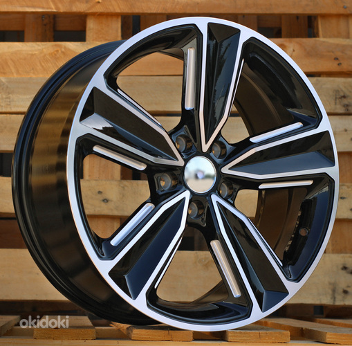 R18x8  5X112  ET  40  67.1  AU016  Black Polished (MB)  For AUD  (K3)  (Milling)