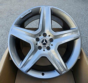 R20 veljed 5x112 MB w166 AMG Originaal ML GL GLE GLS R - uus (1 foto / 1)