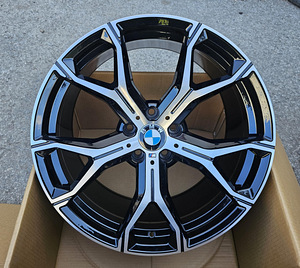 R20 BMW 5x120 x5 x6 Erilaiad 20x9 ja 20x10.5 (1 foto / 1)