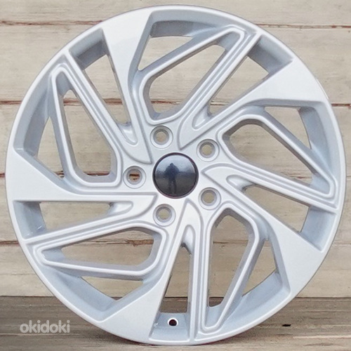 R17 VIPER R206 Silver 17x7 5x114.3