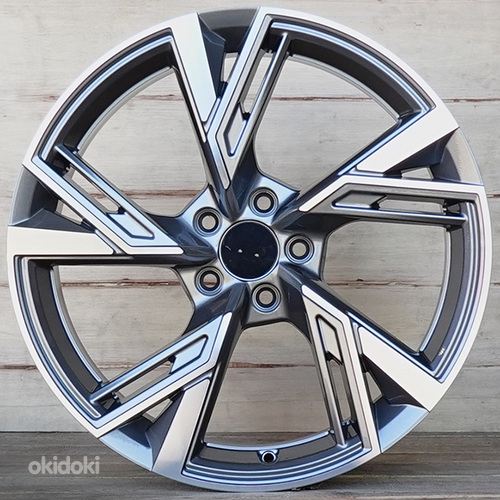R18 AUDI VW SEAT SKODA AMZ 5057X Gray polished 18x8 5x112