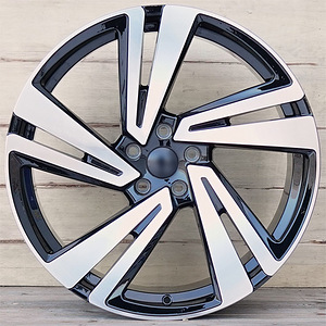 R18 AMZ 5641 Black polish 18x7.5 5x114.3 (1 foto / 1)