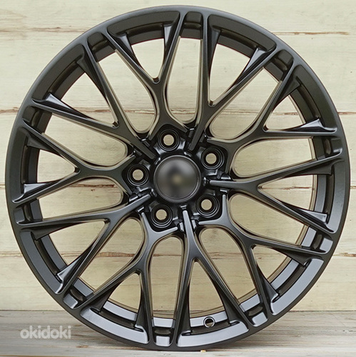 R19 AMZ M5501 Matt Black 19x8.5 5x112