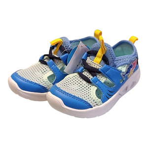 Laste tossud‑sandaalid Baby Shark’iga (1 foto / 4)