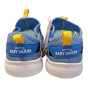 Laste tossud‑sandaalid Baby Shark’iga (2 foto / 4)