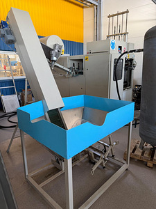 PET bottle blowing machine TFA 05261 (3 foto / 6)