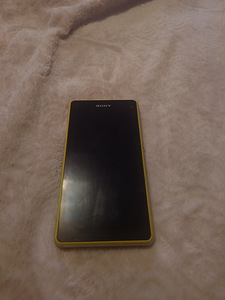 Sony Xperia z1 (2 foto / 2)