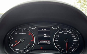 Audi A3 Lim (9 foto / 11)