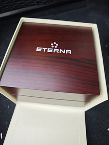 Часы Eterna (5 фото из 5)