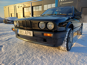 BMW 316i e30 (1 фото из 12)