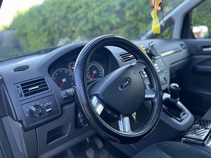 Focus C-Max Ghia 2.0 107kw manuaal (7 foto / 8)