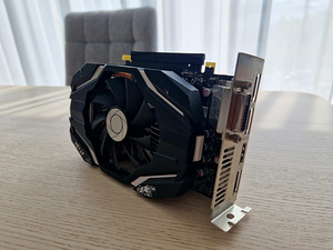 MSI GeForce GTX 1060 3G OCV1 (4 foto / 4)
