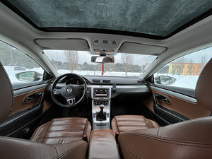 VW Passat CC 2.0 TDI (6 foto / 8)