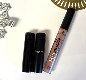2 Artdeco Lipsticks + FREE Matte Brown (2 foto / 4)