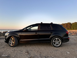 Audi Q7 S-line 3.0D (3 foto / 13)