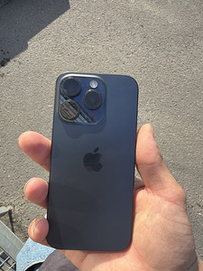 iPhone 15 pro 128gb (2 foto / 2)