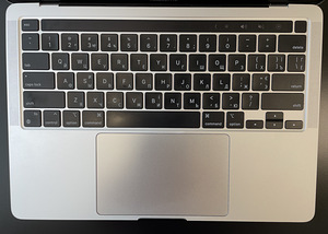 MacBook Pro 13" M1 (2020) 16 GB RAM / 256 GB SSD (4 foto / 6)