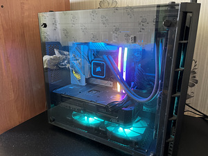 CORSAIR Mänguriarvuti RTX 4070 / I7 13700K / 32GB CORSAIR DD (1 foto / 2)