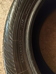 Korralikud naastrehvid YOKOHAMA 235/60 R18 (4 foto / 6)