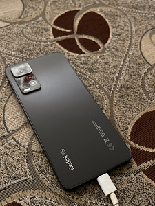 Redmi Note 11 Pro 5G (2 foto / 4)
