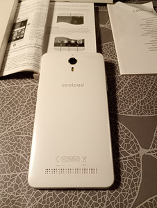 Смартфон COOLPAD б/у, 1 год, в упаковке, комплектный (6 фото из 6)