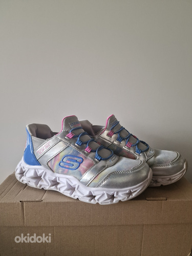 Tossud Skechers s.35