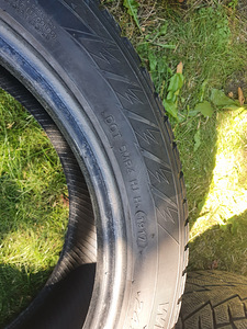 245/45/17 4tk Hankook winter i*cept iz2 (4 foto / 6)