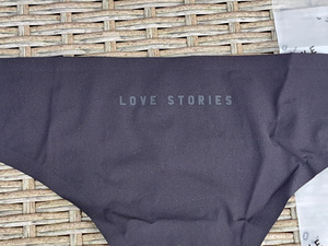 UUED LOVE Stories stringid, suurus: L (2 foto / 4)