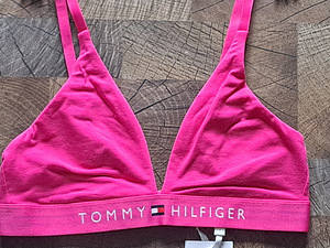 UUS Tommy Hilfiger rinnahoidja, suurus: S (2 foto / 4)