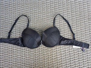 UUS Primark rinnahoidja, suurus: 75A (UK- 34A) (1 foto / 7)