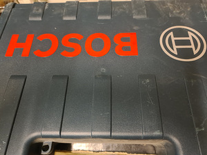 Аккудрель BOSCH professional (2 фото из 3)