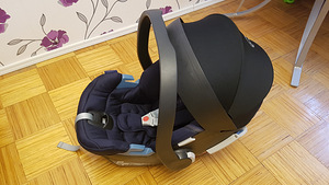 Cybex Aton 5 turvahäll (2 foto / 4)