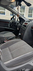 Peugeot 407 (5 foto / 7)