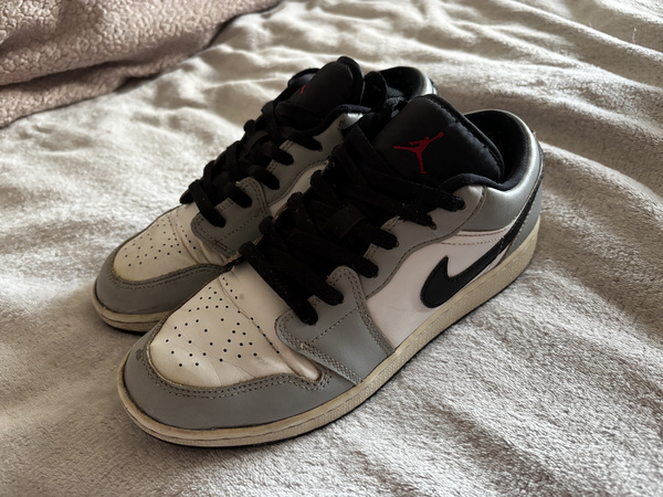 Müün Air Jordan 1 Low tossusid