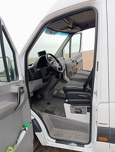 Pārdodu Mercedes-Benz Sprinter 316 CDI (8 foto no 10)